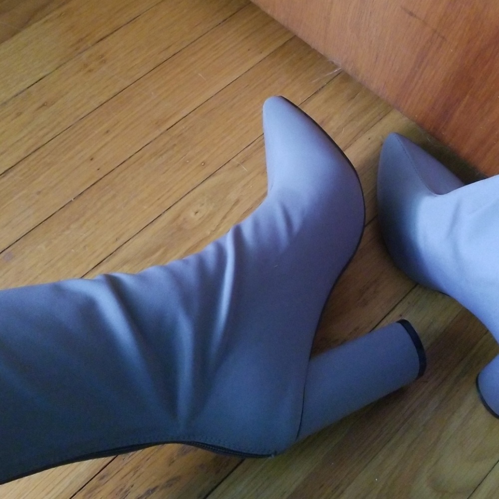 Grey boots
